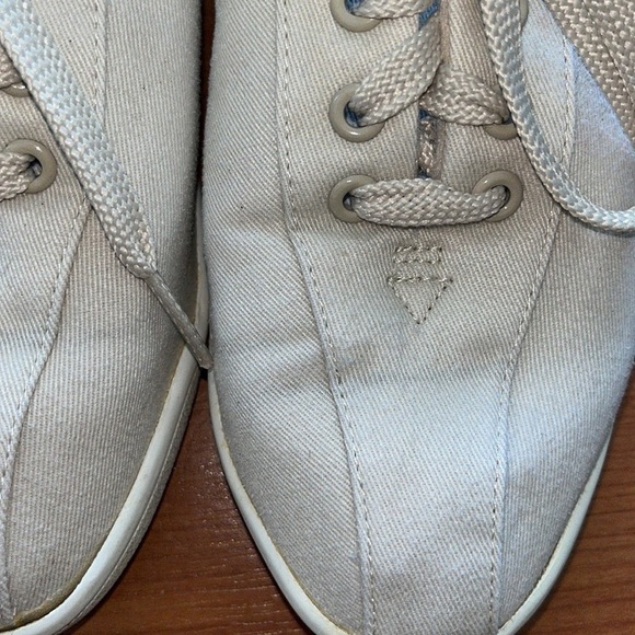 Easy Spirit women’s tan off white lace up canvas walking shoes Size 7 - Picture 5 of 10